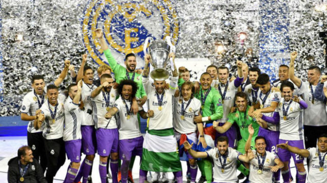 欧冠联赛战术分析：曼联攻防策略