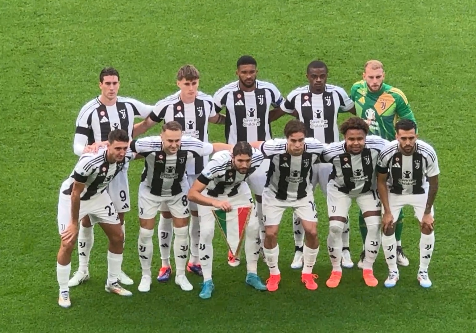 1-3不敌阿森纳，拜仁新赛季各项赛事首次输球