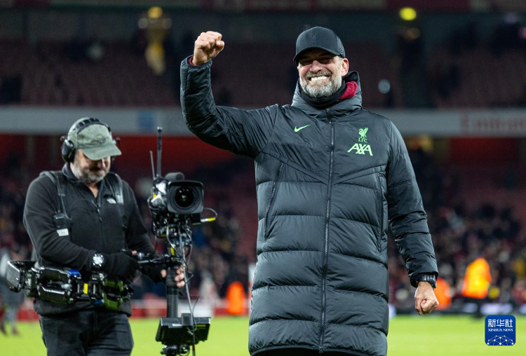 徐尚：我建议并支持邵佳一竞聘国足主帅，希望他到更高的舞台