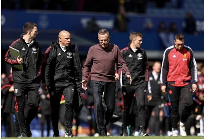 库里有望本周六复出战森林狼！勇士官方更新伤情：周四可参加训练