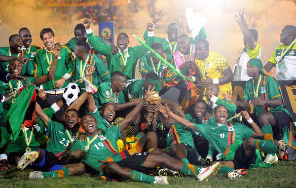 足球西甲豪门迎来连胜，状态回暖