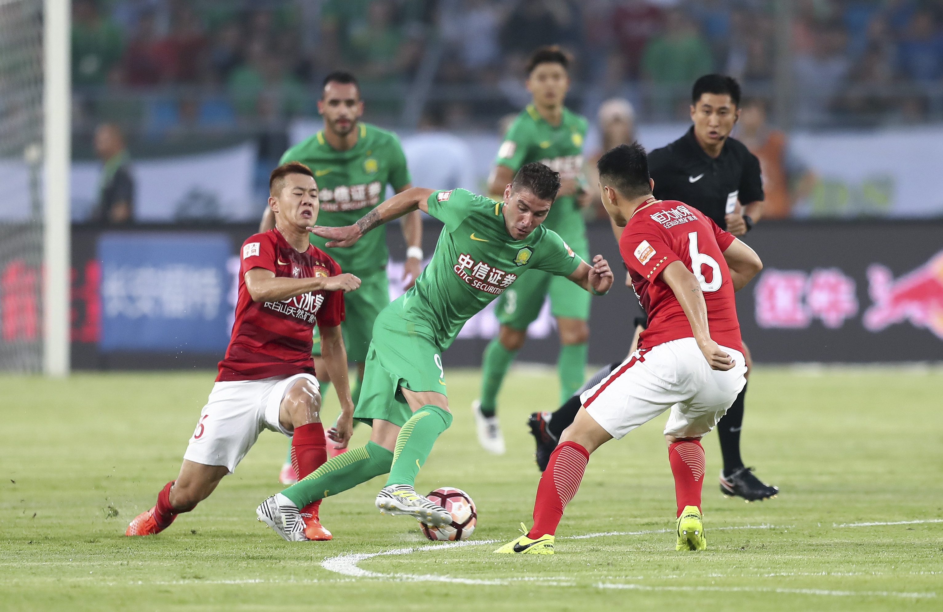 官方：38岁日本前国脚高桥秀人宣布退役